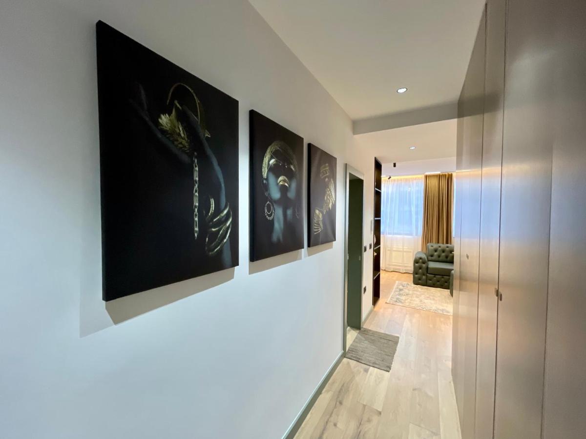 Queens Luxury Apartments 地拉那 外观 照片